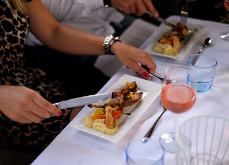 Luxe diner op Salonboot Karssing