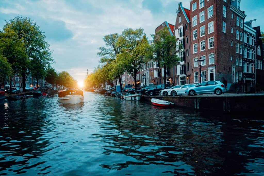 sunset elements Zonsondergang Amsterdamse grachten