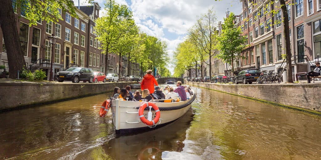 Rondvaart 6 min Lokale gids Amsterdam