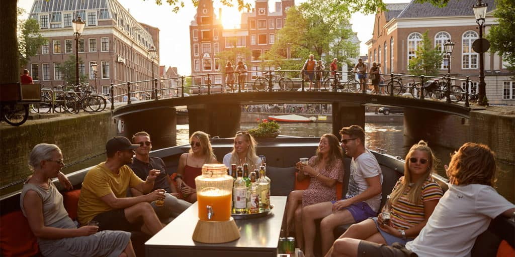 Rondvaart 8 min 1 Rondvaart Amsterdam sloep