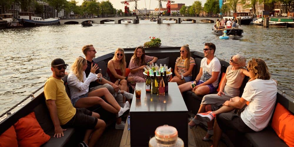 Borrelboot zonsondergang sloep Borrelboot Amsterdam