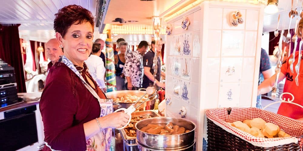 Oerhollands buffet MS de Jordaan