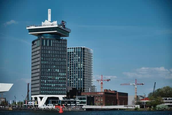 frans ruiter jY6gVsIJ43o unsplash klein A'DAM toren