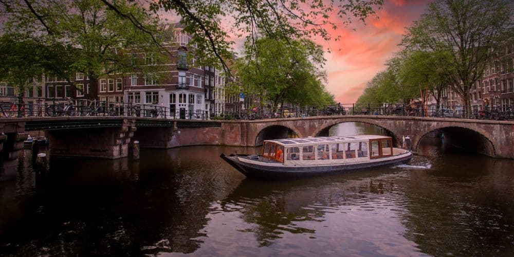 Ochtend rondvaart zonsopgang salonboot Zonsopgang ochtend rondvaart bootuitjes