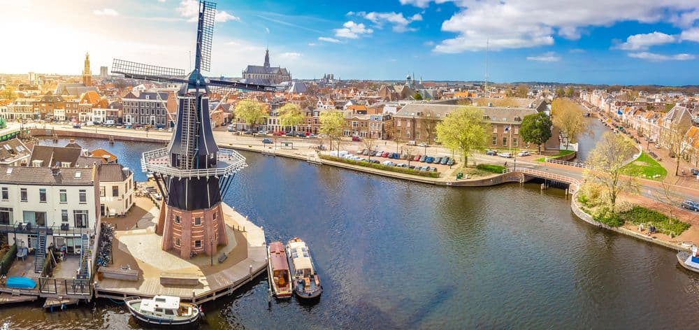 Haarlem Spaarne en molen Adriaan Spaarne en Molen Adriaan van bovenaf