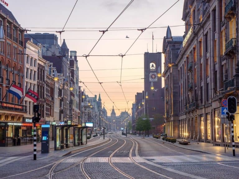 Damrak Amsterdam