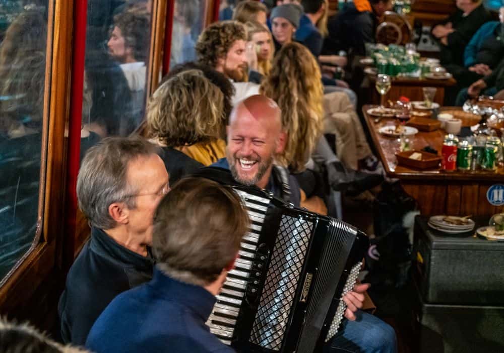 Bedrijfsfeest accordeonist Bedrijfsfeest met accordeonist